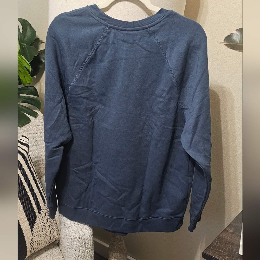 NWT Ingrid & Isabel Blue 'MAMA' Sweatshirt - Picture 3 of 3